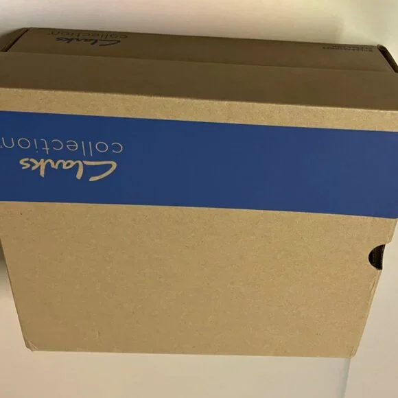 Clarks Women's Kepley Erin Fashion Boot Dark Brown Leather 9 M - Picture 8 of 10